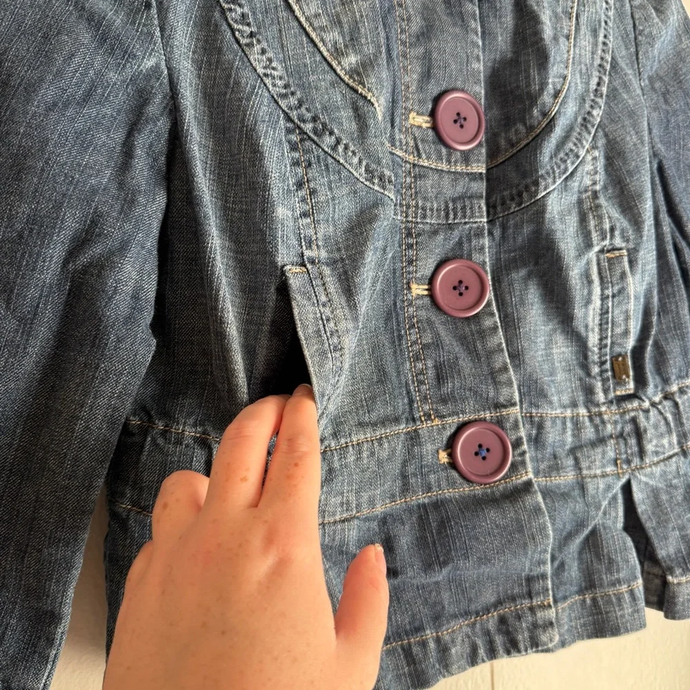 DKNY Vintage Cropped Denim Jacket Embroidered Y2K Grunge Emo Women’s Size XS - Picture 6 of 12